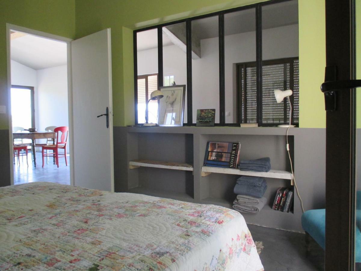 Maison Itze Saint-Saturnin-d'Apt Buitenkant foto