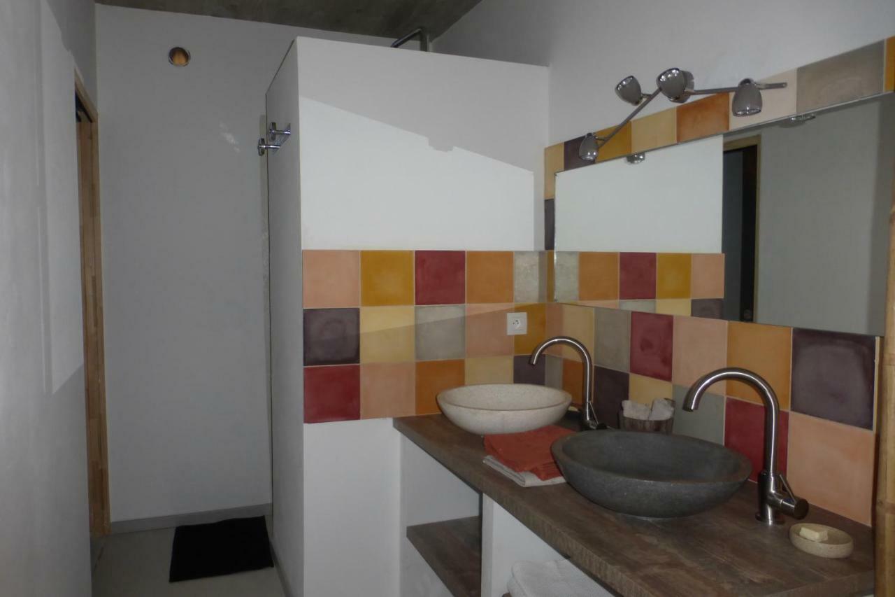 Maison Itze Saint-Saturnin-d'Apt Buitenkant foto