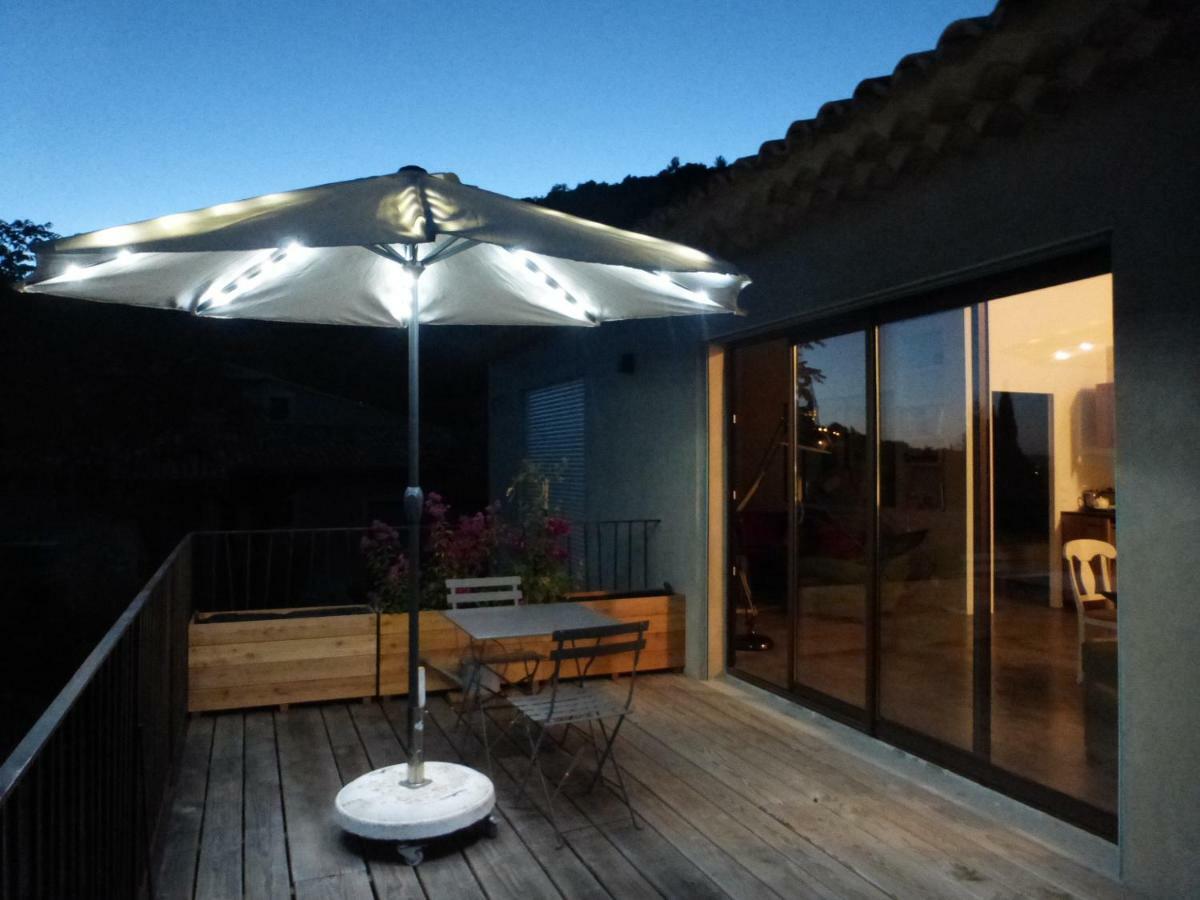 Maison Itze Saint-Saturnin-d'Apt Buitenkant foto